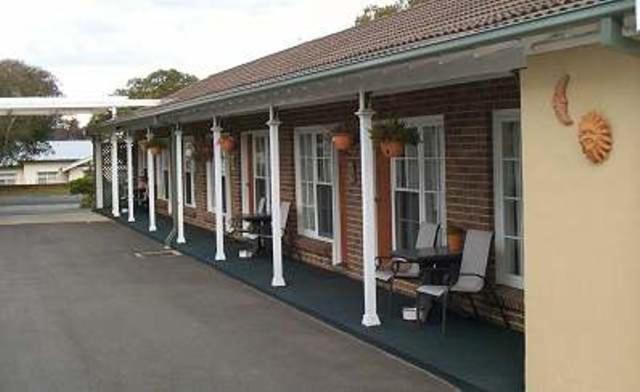 George Bass Motor Inn Nowra Exterior foto